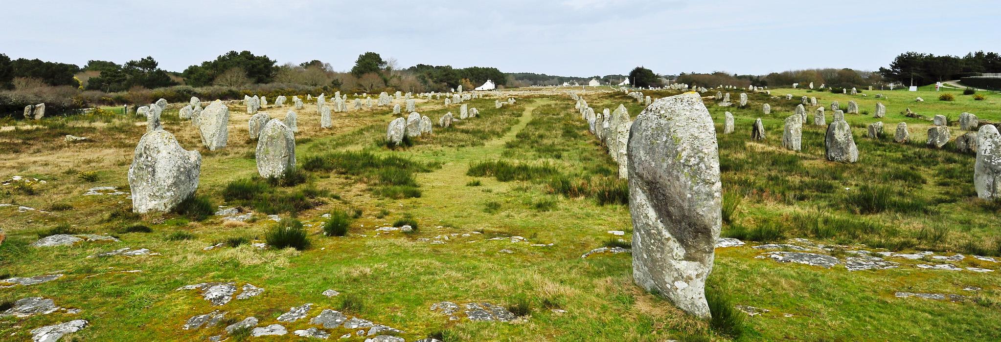 extrémité occidentale de l’ouvrage de stèles du Menec Vras (Carnac)